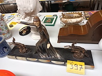 Lot 397 - art deco beeld - afbeelding 1 van  6