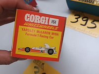Lot 397 - corgi toys f1 wagen - afbeelding 3 van  3