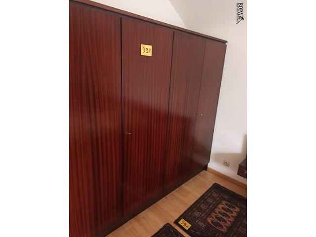 Lot 398 - kleerkast - afbeelding 3 van  3