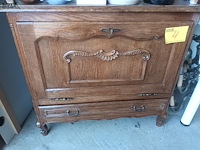 Lot 4 - barkast - afbeelding 1 van  3