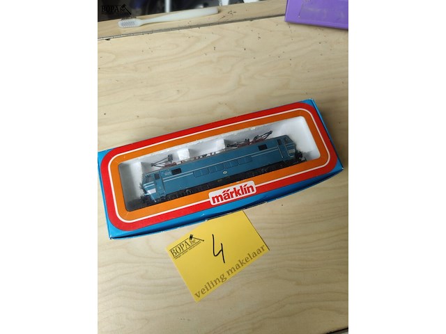 Lot 4 - elektrische locomotief - afbeelding 1 van  6