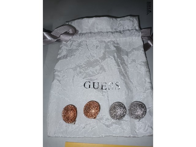 Lot 4 - juwelen guess. 4 stuks - afbeelding 3 van  5