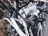 Lot 4 - lot plastieken kleerhangers