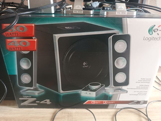 Lot 4 - luidsprekers logitech - afbeelding 1 van  3
