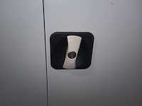 Lot 4 - metalen dossierkast - afbeelding 2 van  3