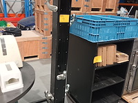 Lot 4 - metalen presentatiezuil voor trekhaken - afbeelding 1 van  3