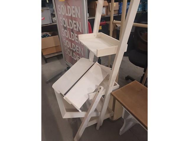 Lot 4 - metalen staander en houten rekje - afbeelding 2 van  2