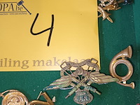 Lot 4 - militaire vintage insignes. 60 stuks - afbeelding 6 van  6