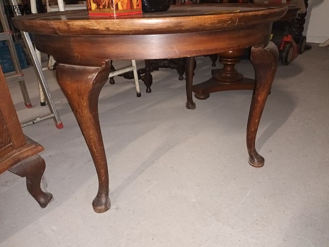 Lot 4 - ronde houten salontafel - afbeelding 2 van  2