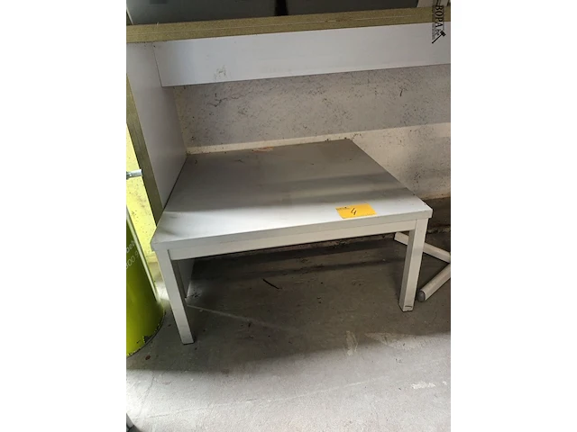 Lot 4 - salontafel - afbeelding 2 van  2