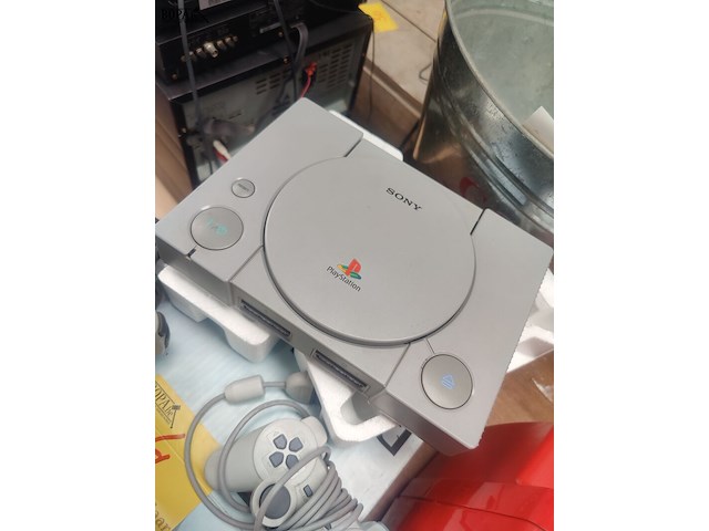 Lot 4 - sony playstation 1 - afbeelding 2 van  3