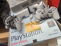 Lot 4 - sony playstation 1 - afbeelding 3 van  3