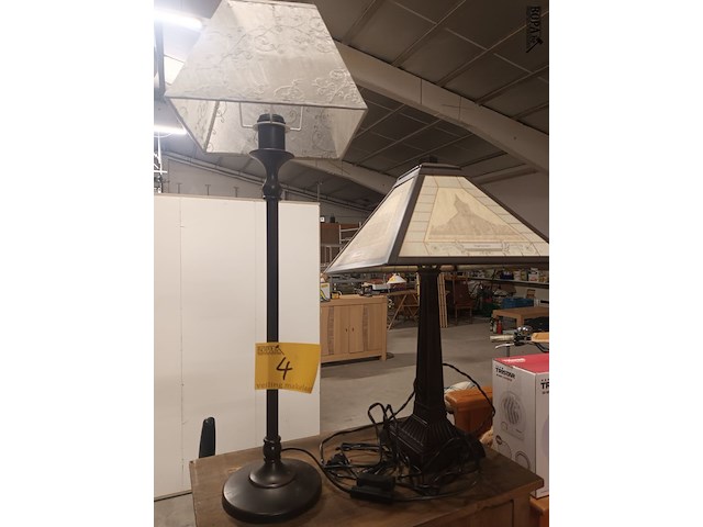 Lot 4 - tafellamp. 2 stuks - afbeelding 1 van  5