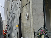 Lot 4 - uitschuifbare ladder 2 x 16 treden - afbeelding 2 van  5