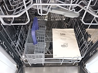 Lot 4 - vaatwasmachine beko - afbeelding 4 van  5