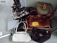 Lot 4 - vintage handtassen