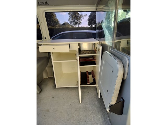 Lot 4 - volkswagen kombi (2019-chass.wv2zzz7hzkh011716) - afbeelding 2 van  23