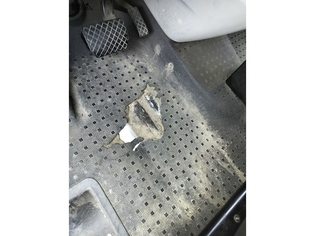 Lot 4 - volkswagen kombi (2019-chass.wv2zzz7hzkh011716) - afbeelding 14 van  23