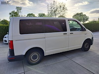 Lot 4 - volkswagen kombi (2019-chass.wv2zzz7hzkh011716) - afbeelding 18 van  23