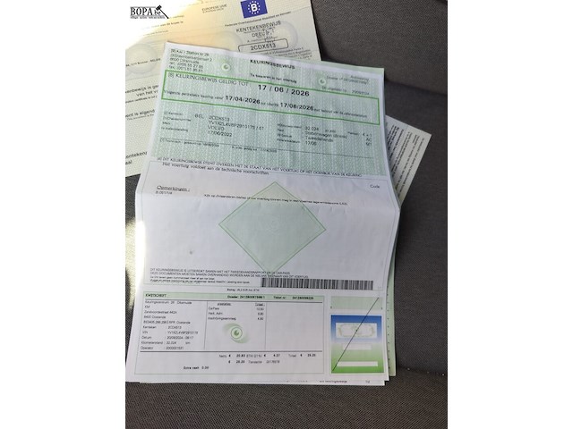 Lot 4 - volvo xc40 (2022-chass.yv1xzl4v8p2910175) - afbeelding 14 van  21