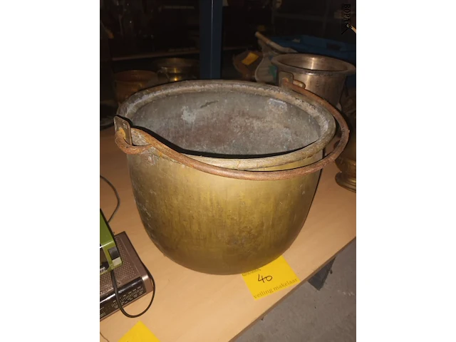Lot 40 - antieke koperen ketel - afbeelding 3 van  3