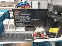 Lot 40 - computerconfiguratie - afbeelding 1 van  7