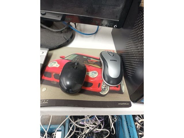 Lot 40 - computerconfiguratie - afbeelding 6 van  7