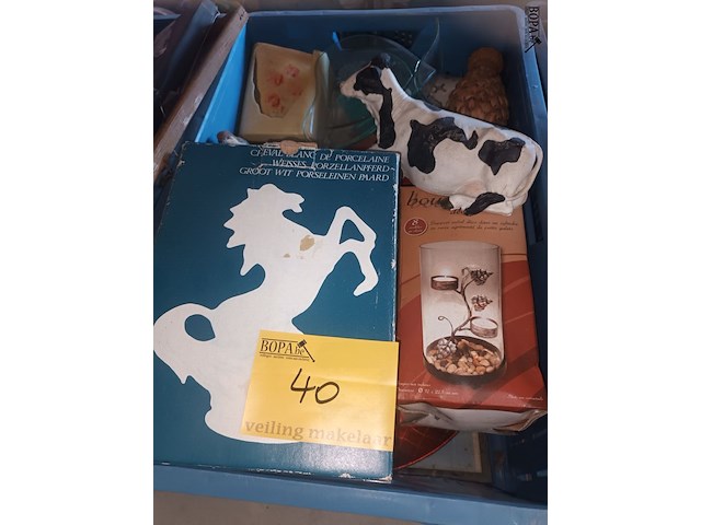 Lot 40 - decoratie - afbeelding 1 van  3
