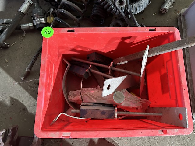 Lot 40 - diverse koppelingen en kraan benodigdheden - afbeelding 5 van  9