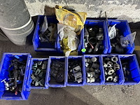 Lot 40 - diverse koppelingen en kraan benodigdheden - afbeelding 9 van  9