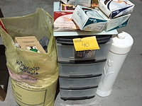 Lot 40 - diversen - afbeelding 1 van  5