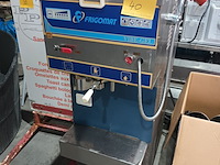 Lot 40 - frigomat ijsmachine - afbeelding 1 van  6