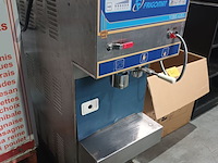 Lot 40 - frigomat ijsmachine - afbeelding 3 van  6