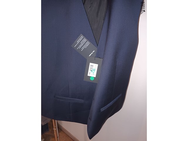 Lot 40 - gilet the kooples maat 52 - afbeelding 2 van  2