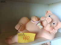 Lot 40 - groot spaarvarken - afbeelding 1 van  4