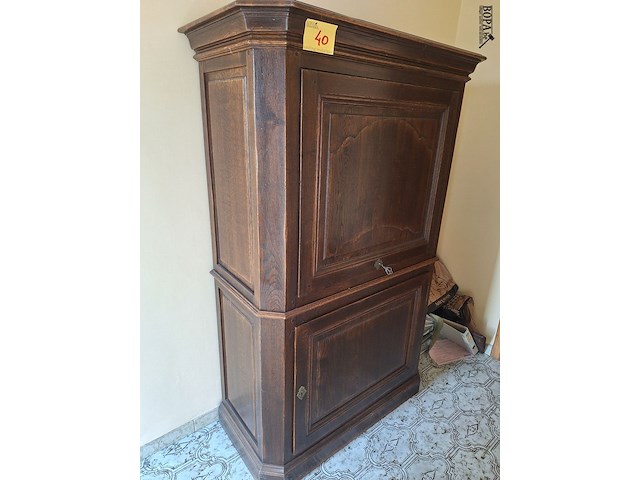 Lot 40 - houten kast - afbeelding 2 van  4