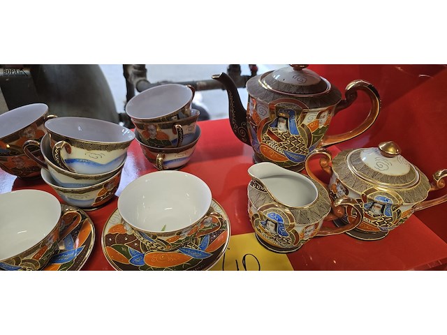 Lot 40 - japans porseleinen servies 12 delig + thee-suiker-melk - afbeelding 5 van  5