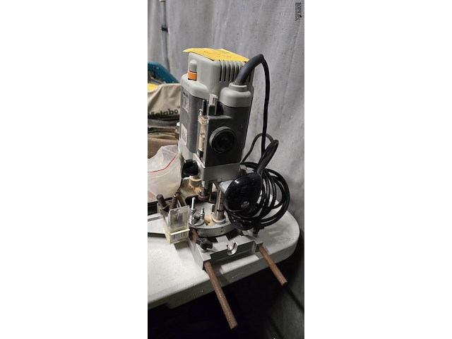 Lot 40 - kantenfrees elu - afbeelding 3 van  3