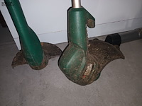 Lot 40 - kantenmaaier. 2 stuks - afbeelding 2 van  4