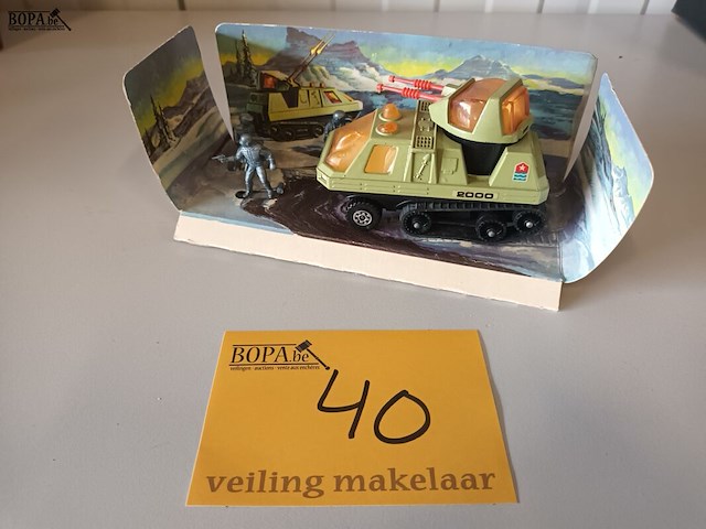 Lot 40 - matchbox 2000 - afbeelding 1 van  4
