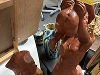 Lot 40 - origineel terracotta kunstwerk paul sersté - 2 stuks