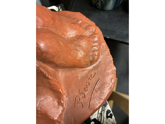 Lot 40 - origineel terracotta kunstwerk paul sersté - 2 stuks - afbeelding 5 van  5