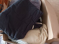 Lot 40 - partij dekens en lakens - afbeelding 2 van  3