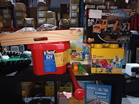 Lot 40 - speelgoed - afbeelding 1 van  4