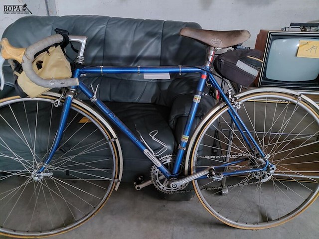 Lot 40 - vintage blauwe racefiets- verzamelobject - afbeelding 4 van  4