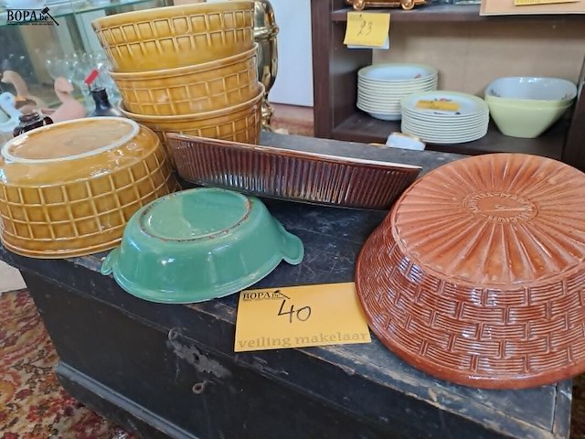 Lot 40 - vintage schalen keramiek - afbeelding 1 van  5