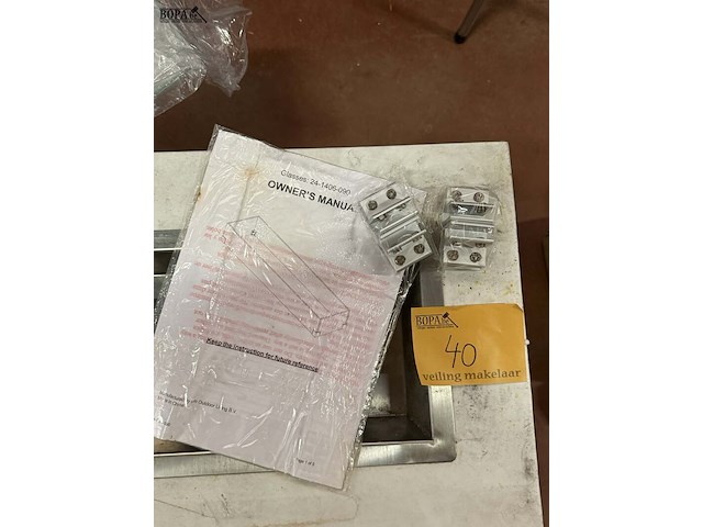 Lot 40 - vuurtafel buiten terras met alle toebehoren op gas - afbeelding 8 van  8