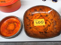 Lot 400 - vintage schaal oranje. 2 stuks - afbeelding 1 van  4