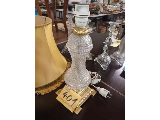 Lot 401 - lampedaire - afbeelding 2 van  3