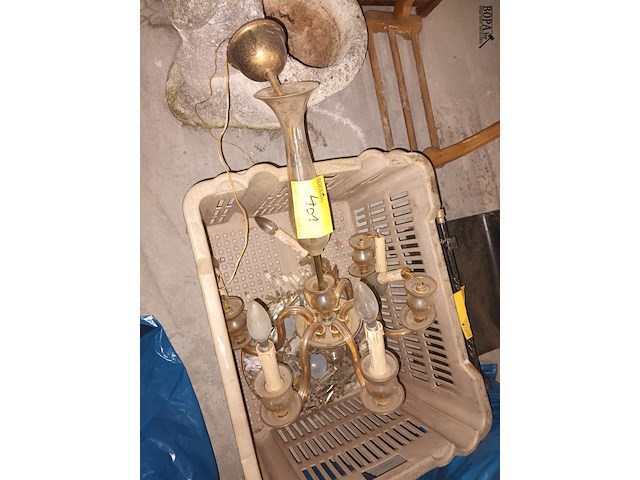 Lot 401 - luster. 2 stuks - afbeelding 1 van  5